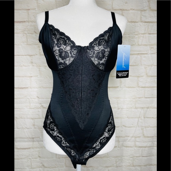 White Lace Shapewear Bodysuit sz 36,38, 40, NWT - Picture 16 of 16